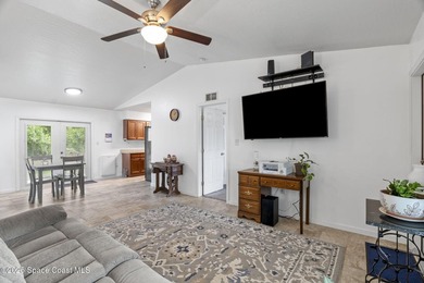 Wanting to live in the Space Coast? This MOVE IN READY home - photo 5