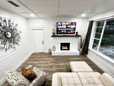 Water/Bay Views!** Fully Renovated** Luxury Home on .35 Acre - photo 18