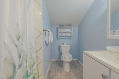 Corner unit, bay views, and income potential-this rare 2-bedroom - photo 20