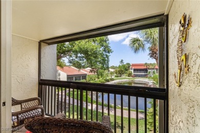 Lake Townhome/Townhouse For Sale in Fort Myers, Florida