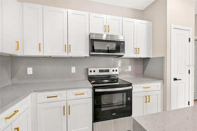 MOVE IN READY! Beautiful new construction in the waterfront Gulf - photo 21