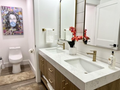 Water/Bay Views!** Fully Renovated** Luxury Home on .35 Acre - photo 22