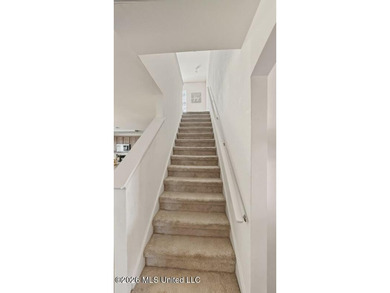 This well maintained home in the desirable Lakeview Subdivision - photo 24