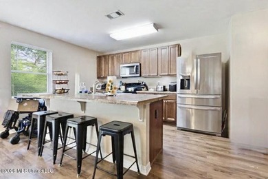 This well maintained home in the desirable Lakeview Subdivision - photo 30