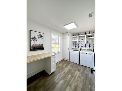 Water/Bay Views!** Fully Renovated** Luxury Home on .35 Acre - photo 32