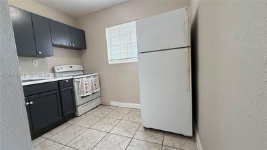 Excellent investment opportunity in the heart of Miami! This - photo 33