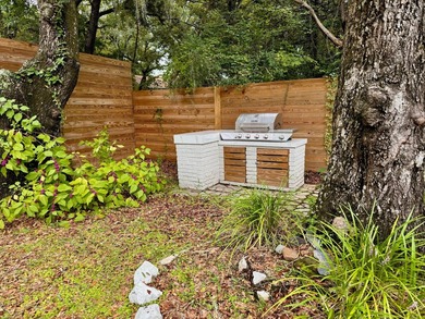 Water/Bay Views!** Fully Renovated** Luxury Home on .35 Acre - photo 38