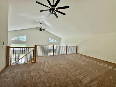 Come take a look at this 3 bedroom, 2.5 bathroom, with a 3 car - photo 14