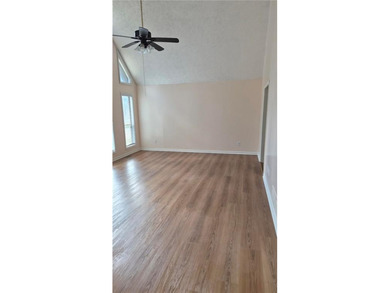 *** Motivated Seller *** A *Very Large*, *Very Nice* 4 BR, 3 - photo 16