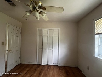 Looking for your next project? This 3-bedroom, 1.5-bath home has - photo 16