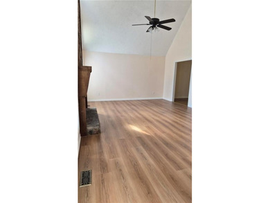 *** Motivated Seller *** A *Very Large*, *Very Nice* 4 BR, 3 - photo 17