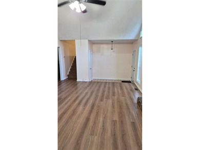 *** Motivated Seller *** A *Very Large*, *Very Nice* 4 BR, 3 - photo 18
