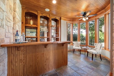 Welcome to luxury living in the prestigious gated community of - photo 18
