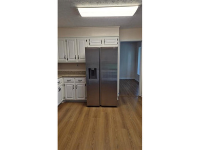 *** Motivated Seller *** A *Very Large*, *Very Nice* 4 BR, 3 - photo 22