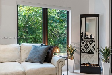 Stunning South Lake villa in Hollywood Beach on a 100' - photo 27