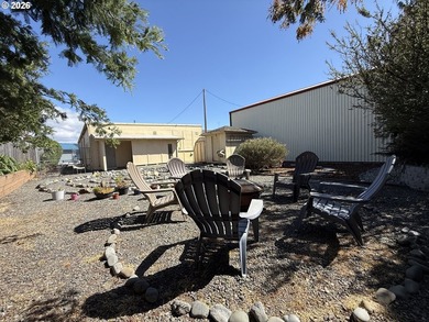 Versatile Industrial/Commercial property offering a wide range - photo 32