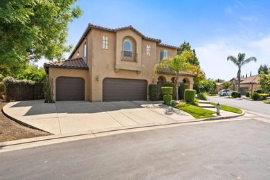Situated on one of the largest homesites in all of Copper River - photo 3