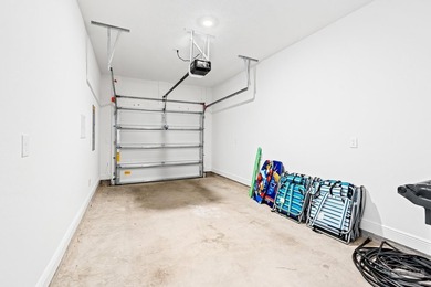 FULLY FURNISHED with SAUNA and truly turnkey, this is -ready - photo 34