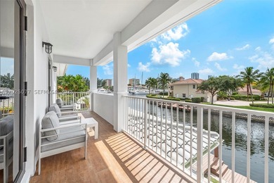 Stunning South Lake villa in Hollywood Beach on a 100' - photo 41