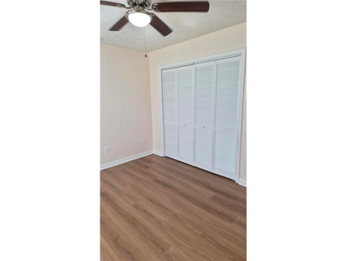 *** Motivated Seller *** A *Very Large*, *Very Nice* 4 BR, 3 - photo 43