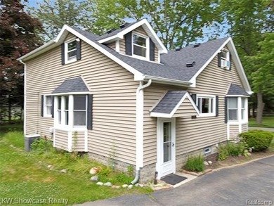 LOCATION, LOCATION, LOCATION, CLEAN UPDDATED 4 BDRM, 2 FULL BATH - photo 5