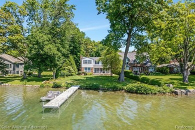 Green Lake - Oakland County Home For Sale in West Bloomfield Michigan