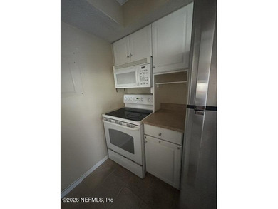 Rehab needed on this original 1 bedroom/ 1 bath end unit - photo 5