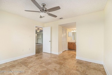 Riverfront condo with peaceful and scenic views. Great screened - photo 16