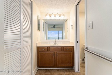 Riverfront condo with peaceful and scenic views. Great screened - photo 19