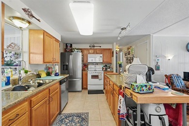 Welcome home to Trailer Estates, one of Bradenton's most beloved - photo 22
