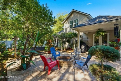 Private preserve views, a first-floor primary suite, and a - photo 3
