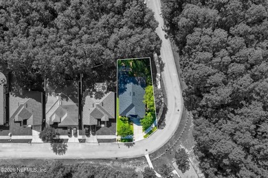 Private preserve views, a first-floor primary suite, and a - photo 8
