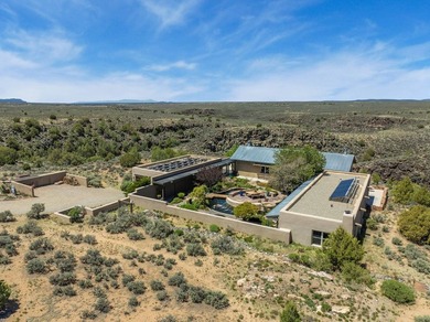 SPECTACULAR, UNIQUE, RAMMED-EARTH, RIVER-FRONTAGE HOME, close to - photo 42