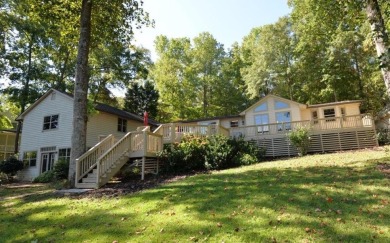 Lake Home For Sale in Eatonton, Georgia