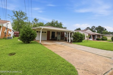Welcome home to this surprisingly spacious 4 bedroom, 2 bath - photo 2