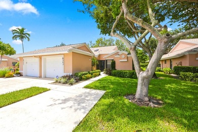 Welcome to this charming 2-bedroom, 2-bathroom villa located in - photo 3