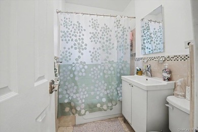 JUST REDUCED!!! FULLY RENOVATED!!! 1-bedroom, 1-bath co-op - photo 8