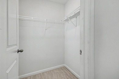 Welcome to this spacious 5-bedroom, 3.5-bath Kensington floor - photo 34