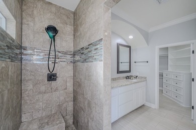 This stylishly crafted home in desirable Sea Oaks Village - photo 34