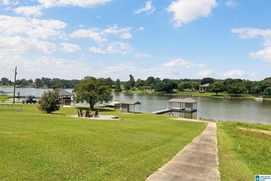 Stunning sunsets! Gorgeous lake views! Be prepared to fall in - photo 42
