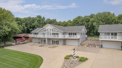 Lake Condo For Sale in Spirit Lake, Iowa