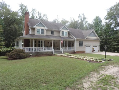(private lake, pond, creek) Home For Sale in Farmville Virginia