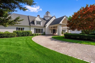 Nestled amid beautifully landscaped grounds, this exceptional 7 - photo 13