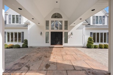 Nestled amid beautifully landscaped grounds, this exceptional 7 - photo 15