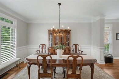 Meticulously maintained by the original owners, this ELEGANT - photo 18