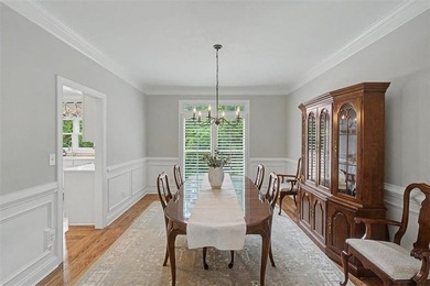 Meticulously maintained by the original owners, this ELEGANT - photo 19