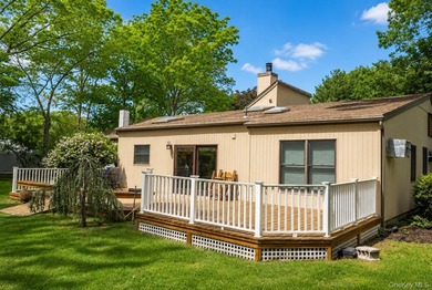 Located on a cul-de-sac in desirable Mount Sinai, this charming - photo 19