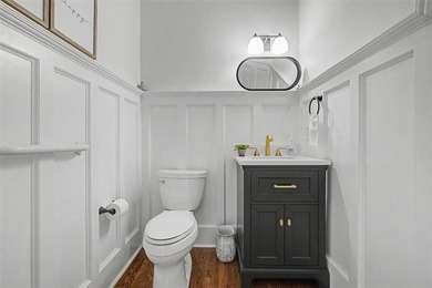 Meticulously maintained by the original owners, this ELEGANT - photo 23