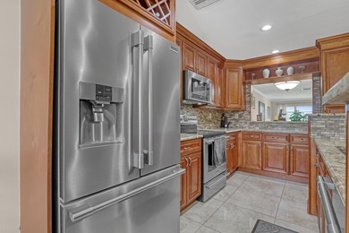 New Resort Style Clubhouse. 2BR/2BA condo featuring a desirable - photo 4
