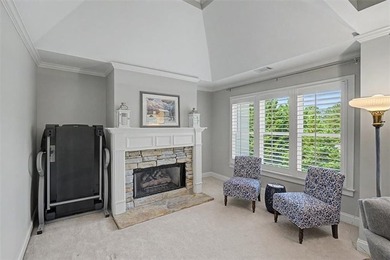 Meticulously maintained by the original owners, this ELEGANT - photo 28
